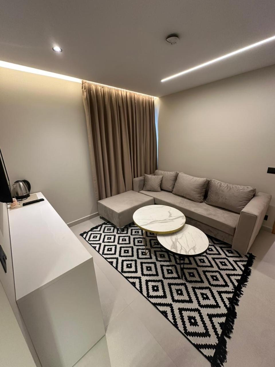 Calma Boutique Hotel Vlorë 외부 사진
